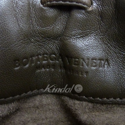 寶緹嘉經典皮革迷你回棕色，樂天海外銷售中，盡顯優雅風范